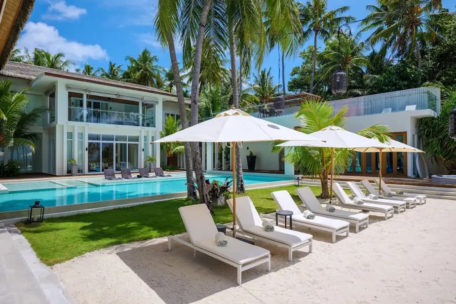 amilla-maldives-resort-residences — spa