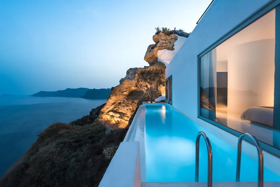 andronis-luxury-suites-santorini — room