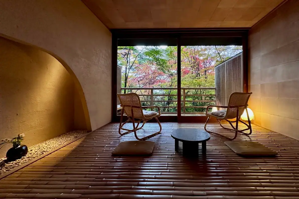 beniya-mukayu-onsen-japan — hero