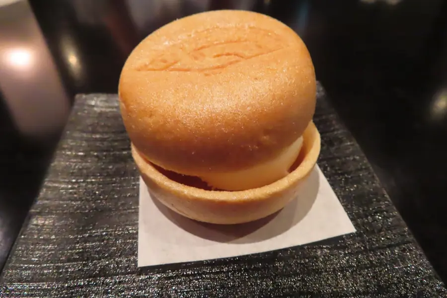 beniya-mukayu-onsen-japan — room