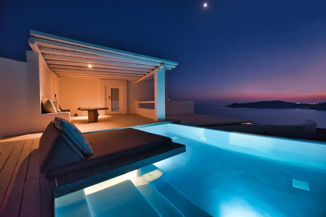 cavo-tagoo-santorini-santorini — hero