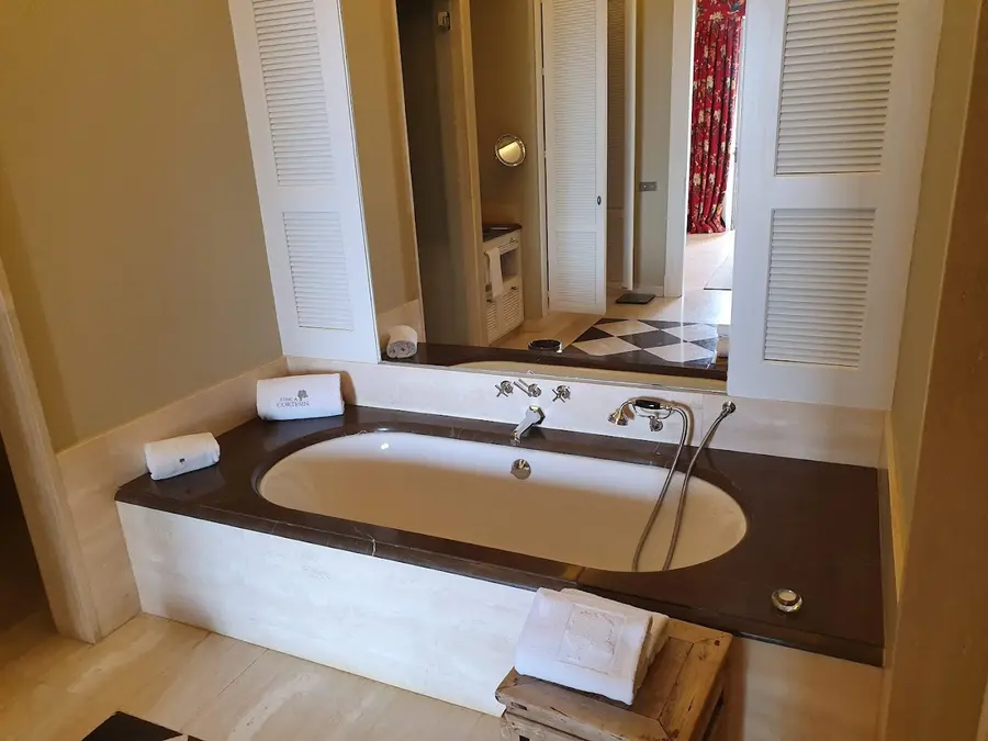 finca-cortesin-casares-spain — spa