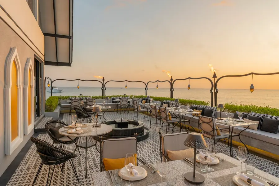 four-seasons-maldives-landaa-giraavaru — dining