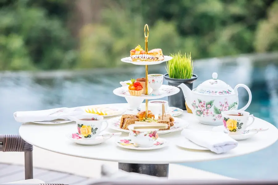 hanging-gardens-of-bali-bali — pool