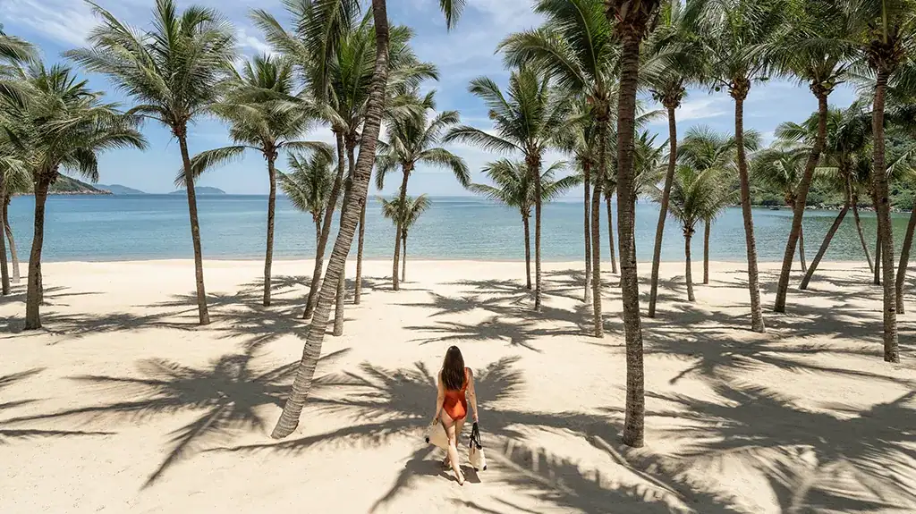 intercontinental-danang-sun-peninsula-vietnam — hero