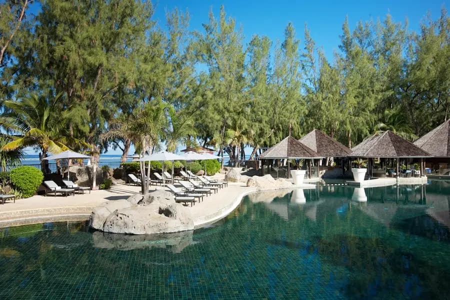 lux-saint-gilles-reunion — pool