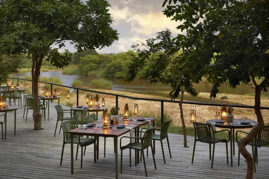 malamala-game-reserve-south-africa — dining