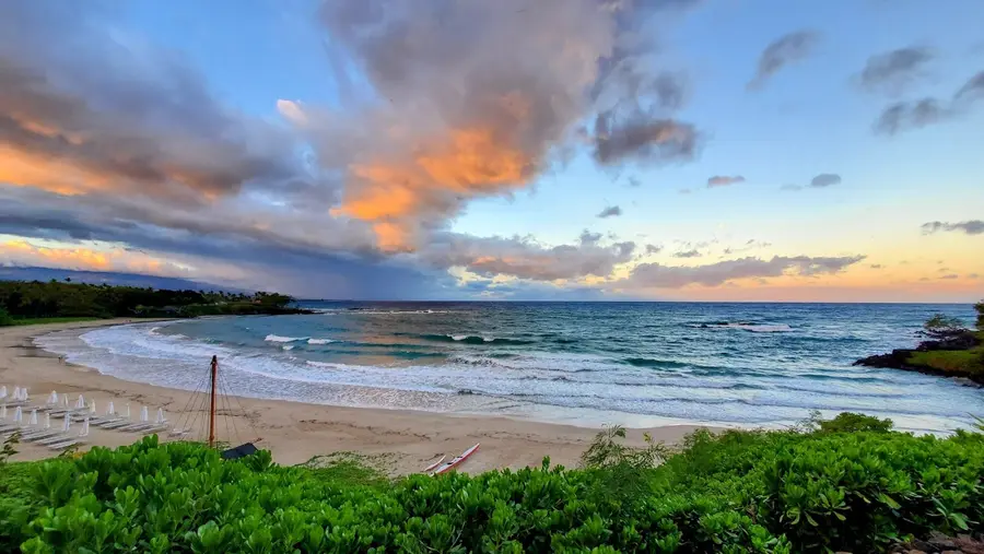 mauna-kea-beach-hotel-hawaii — pool