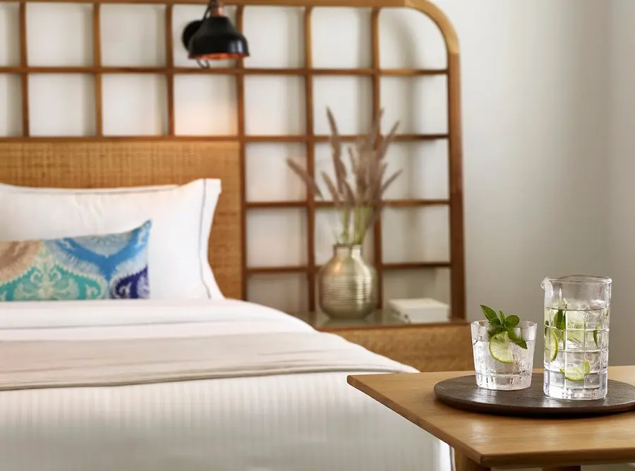 santo-maris-oia-santorini — spa