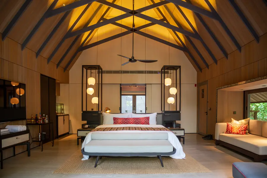 the-st-regis-maldives-vommuli-resort-maldives — room