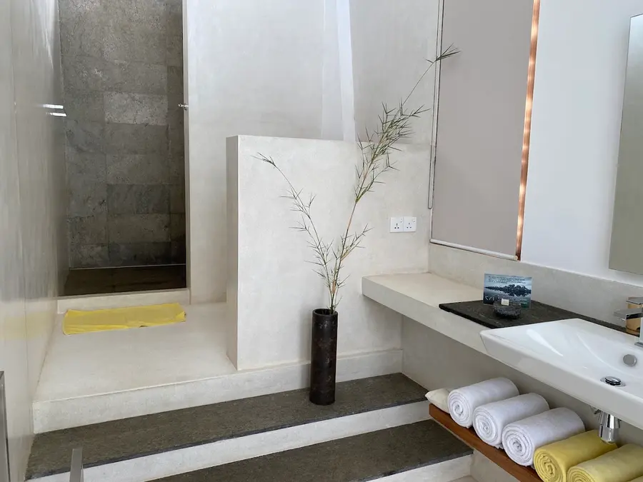 tri-lanka-koggala-sri-lanka — pool