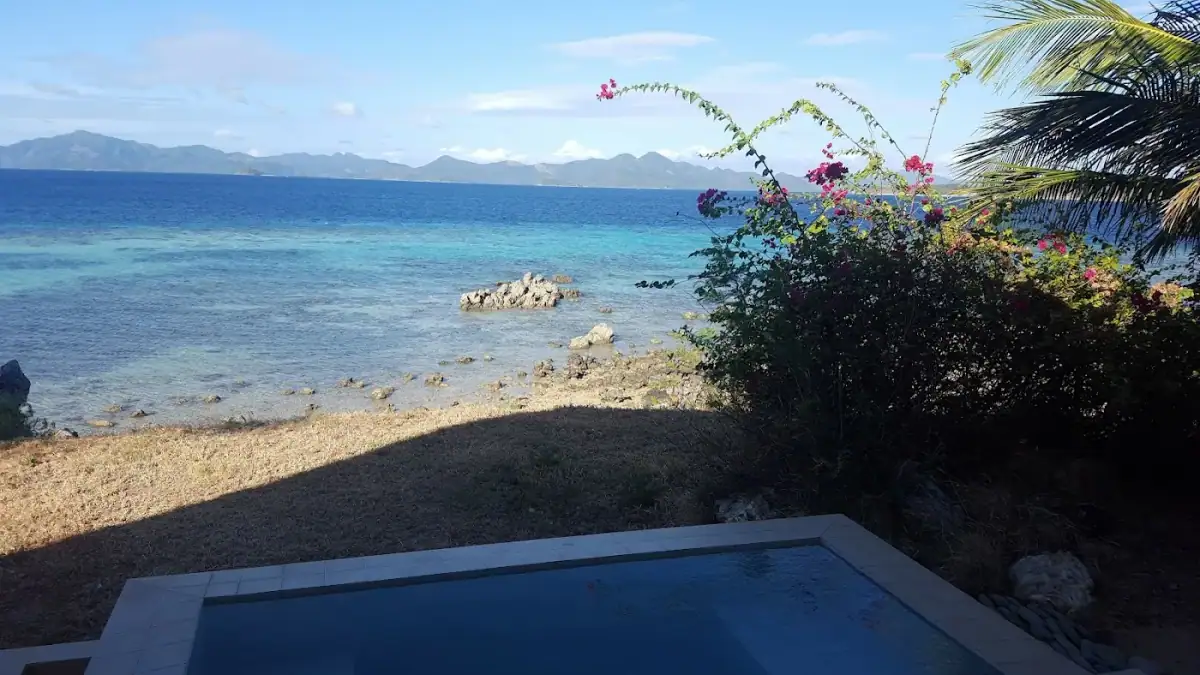 two-seasons-coron-island-philippines — hero