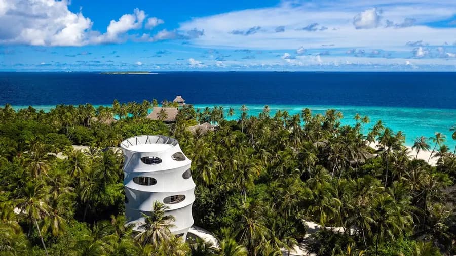 velaa-private-island-maldives — pool