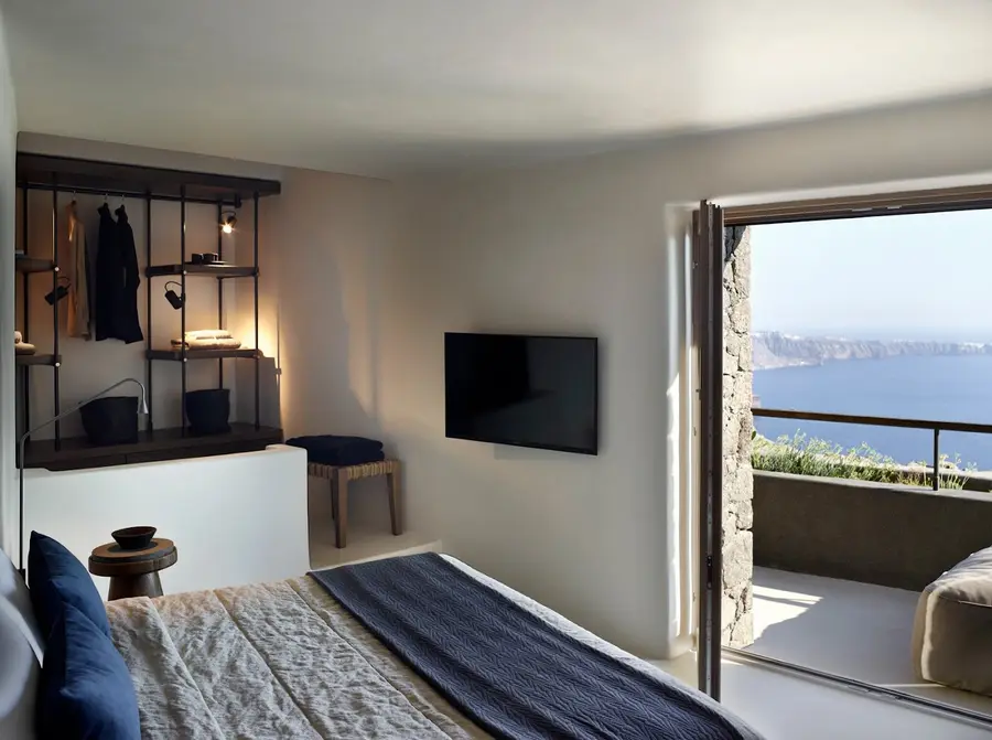 vora-lifestyle-hotel-oia-santorini — spa