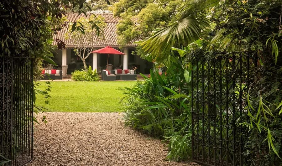 wallawwa-hotel-colombo-sri-lanka — spa