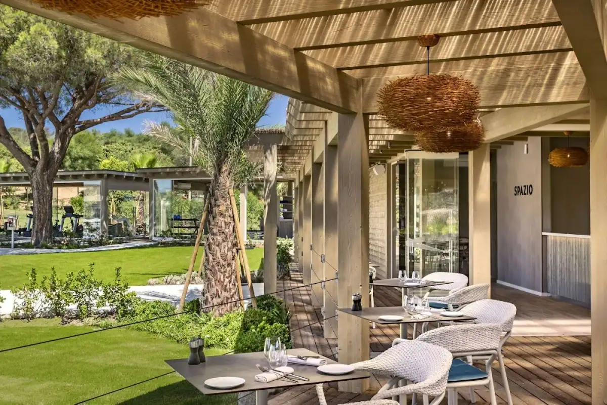 7pines-resort-sardinia β hero