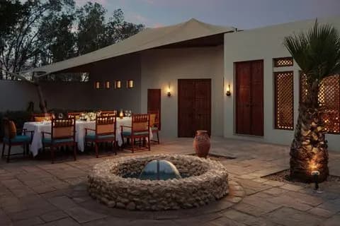 al-maha-desert-resort-uae — dining