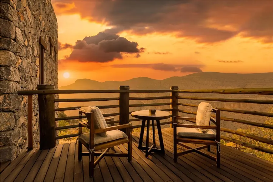 alila-jabal-akhdar-oman — dining