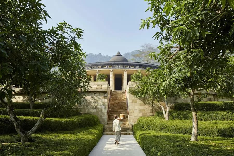 amanjiwo-borobudur-indonesia — pool