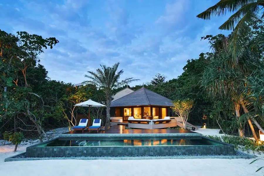amanpulo-pamalican-philippines — pool