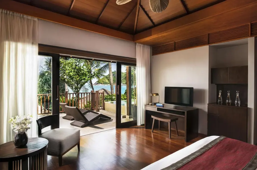 anantara-rasananda-koh-phangan-thailand — dining
