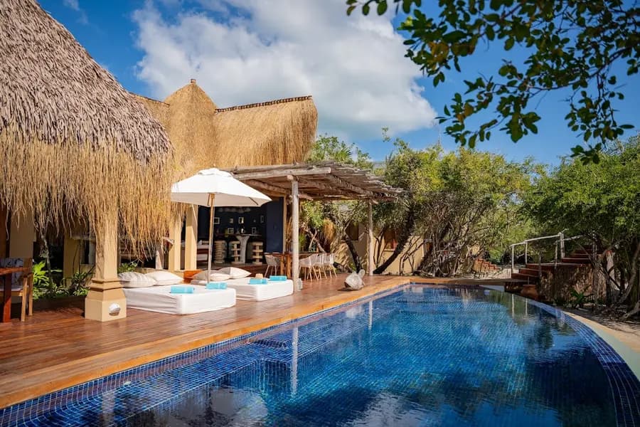 azura-benguerra-island-mozambique — pool