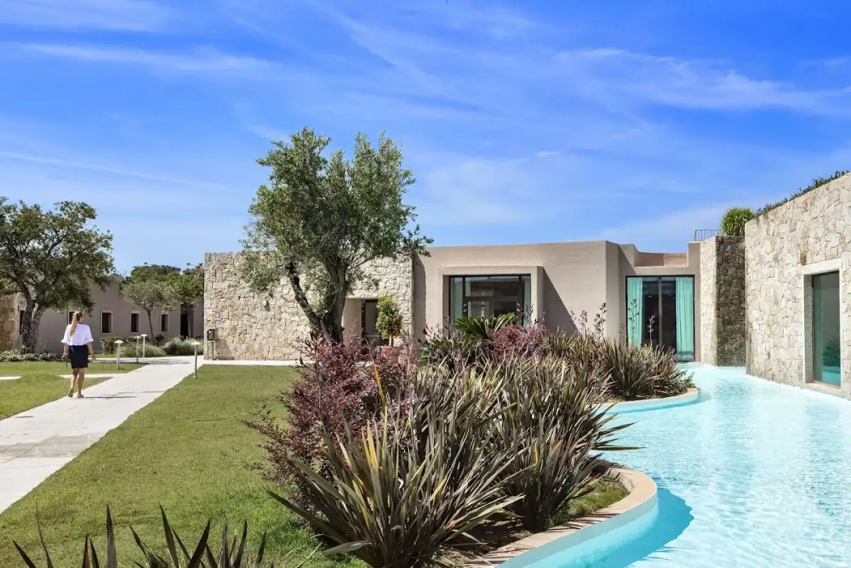 baglioni-resort-sardinia β hero
