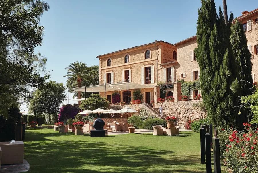 belmond-la-residencia-mallorca-spain — pool