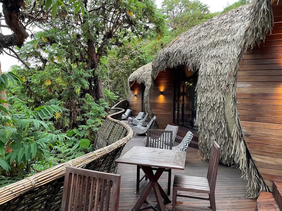 bisate-lodge-volcanoes-rwanda — dining
