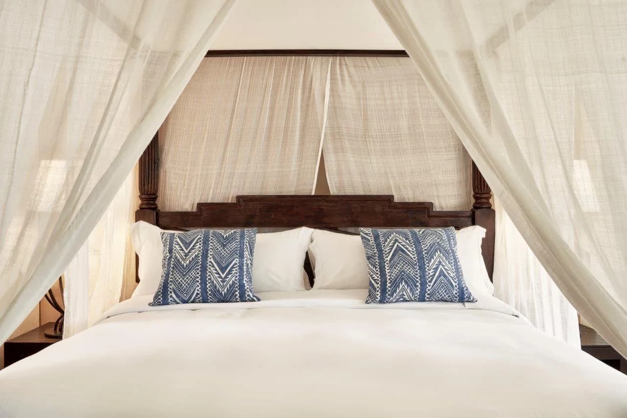 blue-palace-luxury-collection-crete — hero