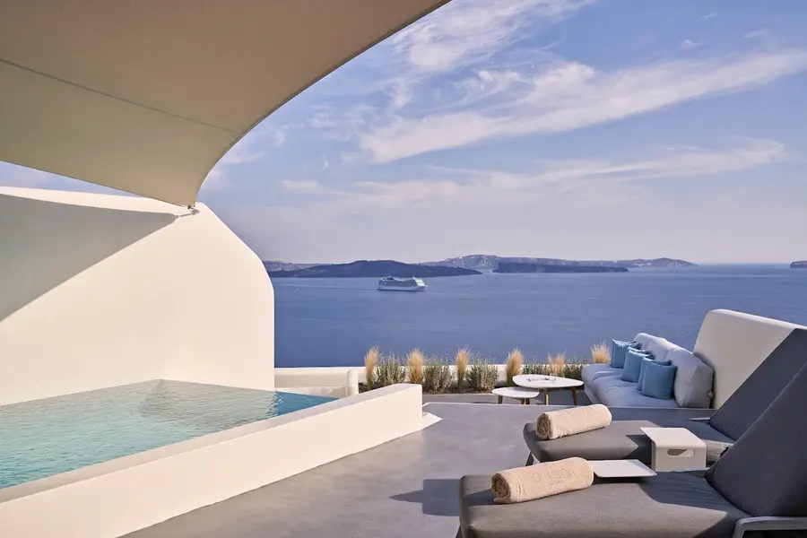 canaves-oia-suites-greece — dining