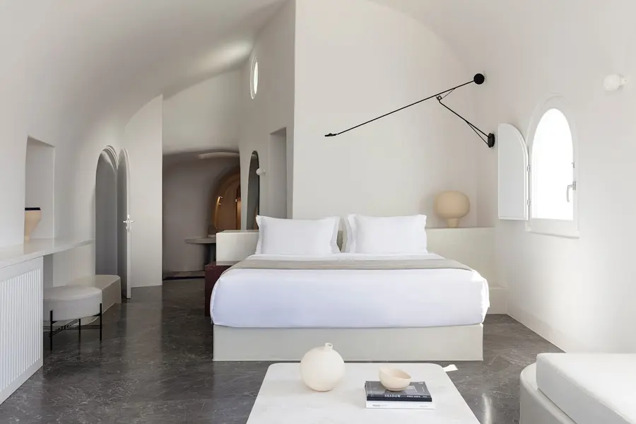 canaves-oia-suites-greece — spa