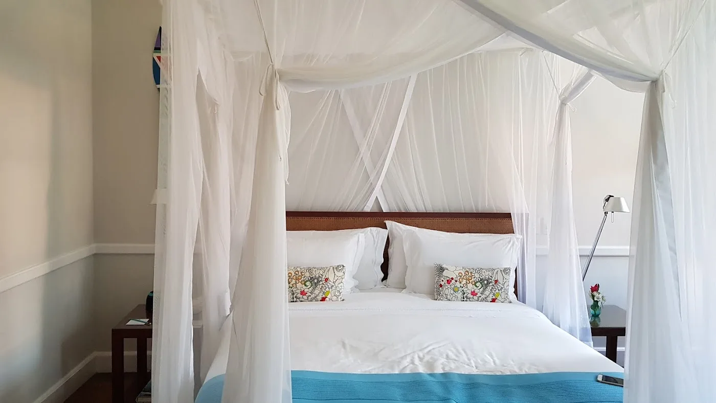 casa-turquesa-paraty-brazil — hero