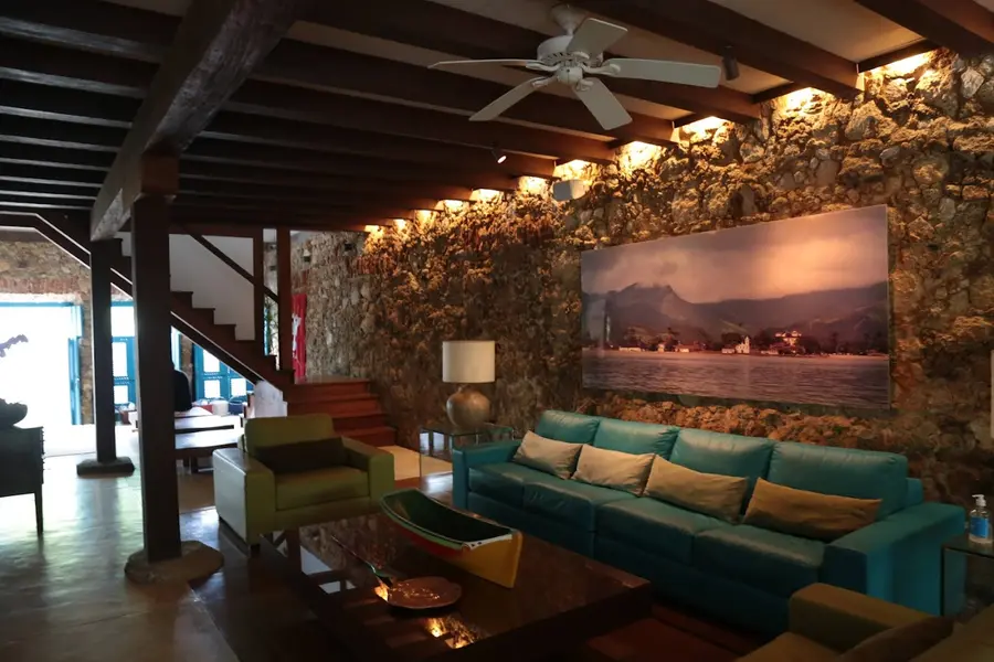 casa-turquesa-paraty-brazil — pool