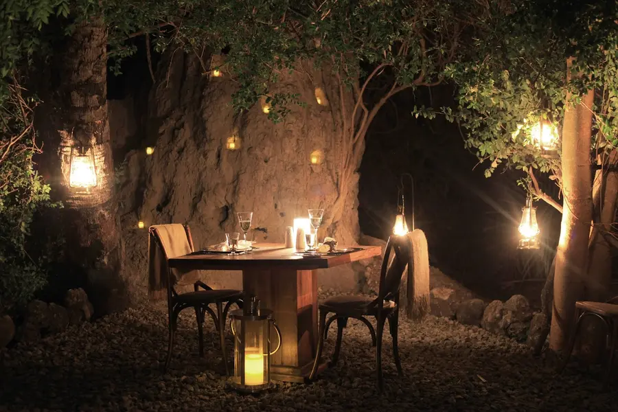 chem-chem-lodge-tanzania — room