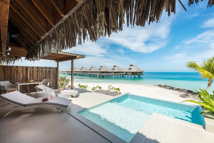 conrad-bora-bora-nui-bora-bora — dining