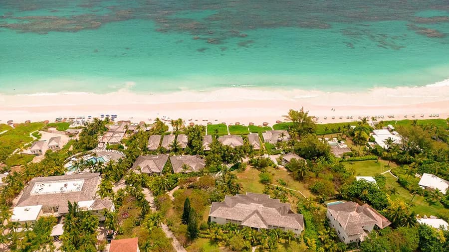 coral-sands-hotel-harbour-island-bahamas — room