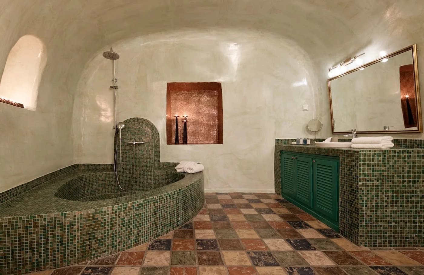 dreams-luxury-suites-imerovigli-santorini β hero