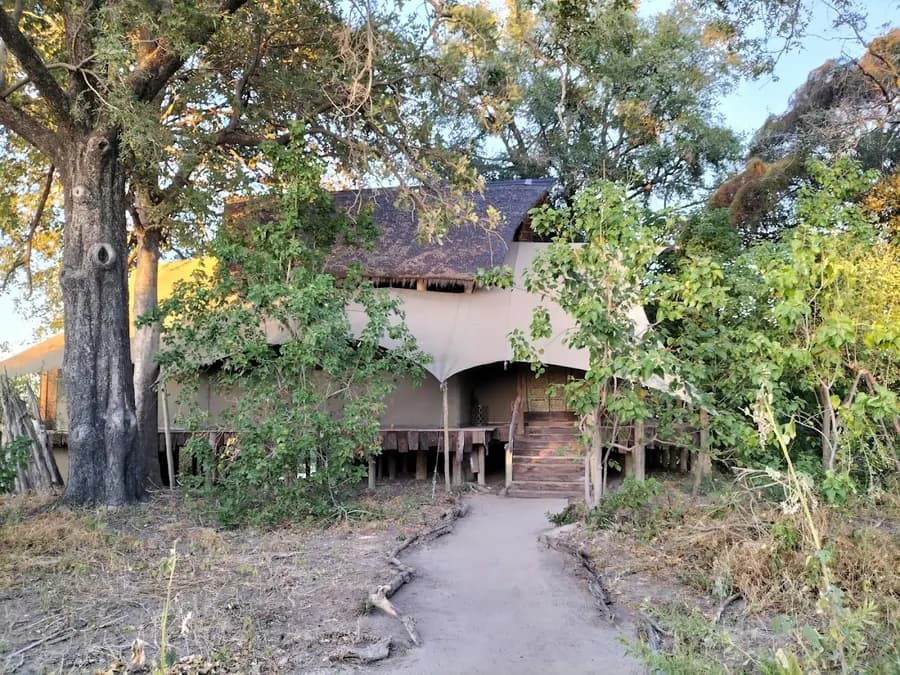 duba-plains-camp-great-plains-botswana — spa