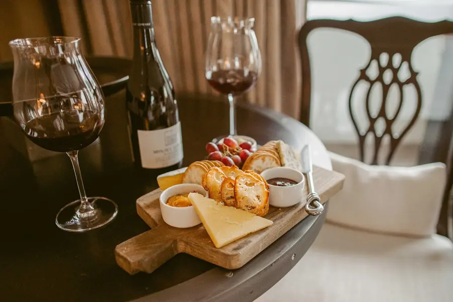 eichardts-private-hotel-queenstown-new-zealand — dining