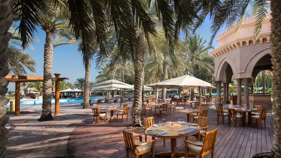 emirates-palace-mandarin-oriental-uae — room