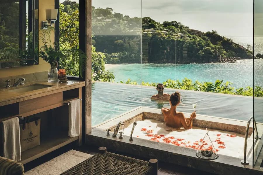 four-seasons-resort-seychelles-seychelles — dining