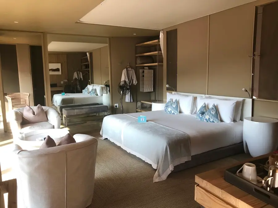 hoanib-skeleton-coast-camp-namibia — dining