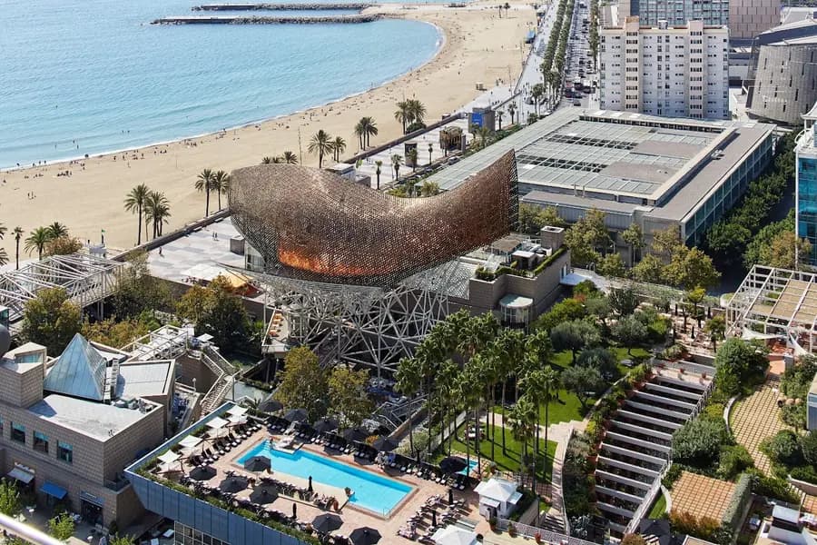 hotel-arts-barcelona-spain — dining