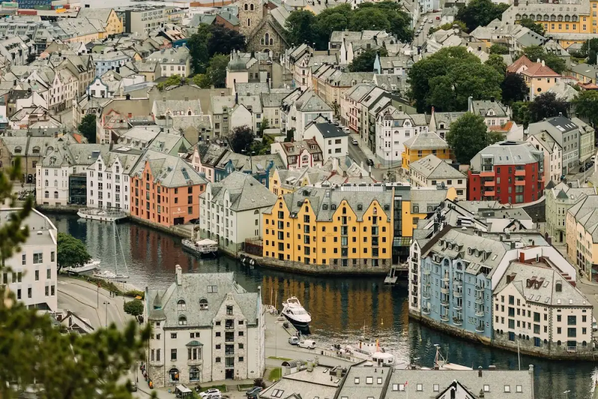 hotel-brosundet-alesund-norway — hero