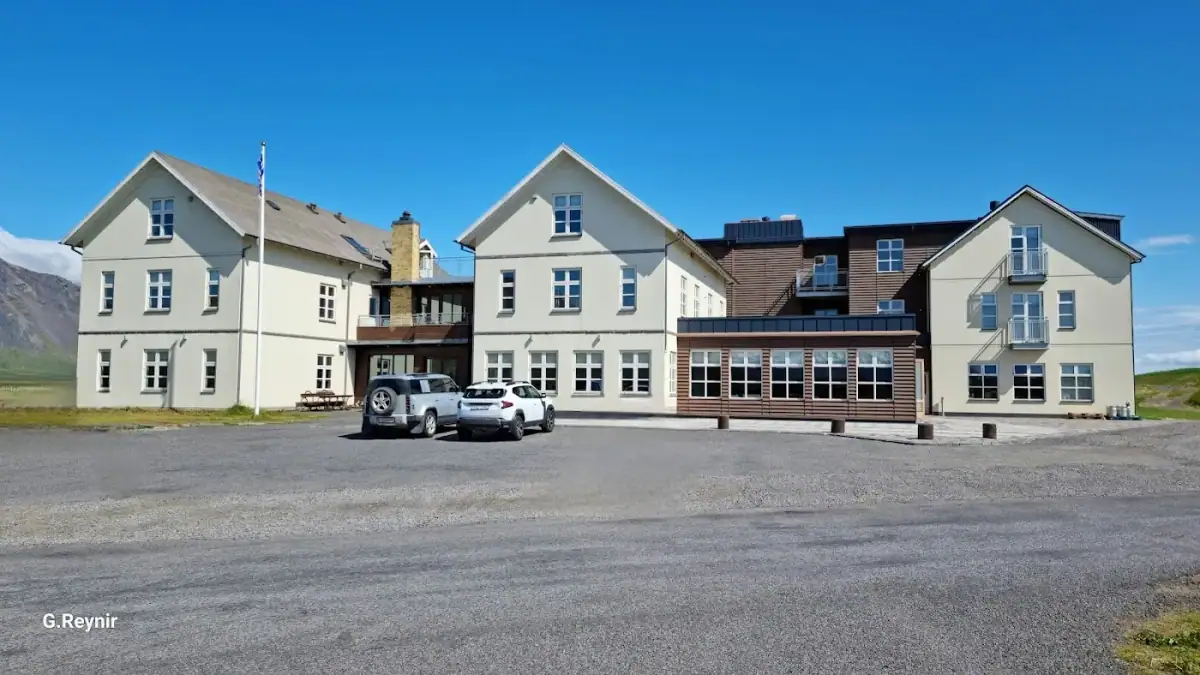 hotel-budir-snaefellsnes-iceland — hero