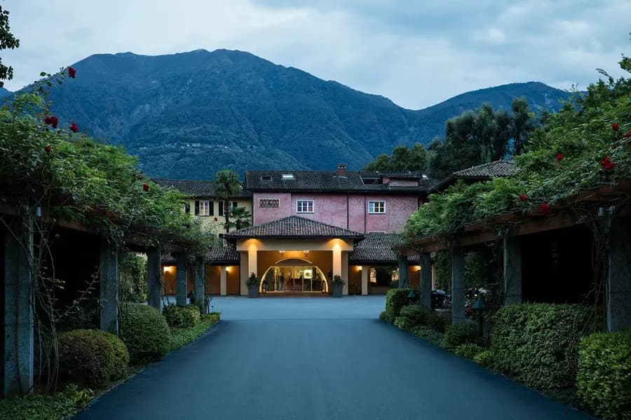 hotel-castello-del-sole-ascona-switzerland — dining