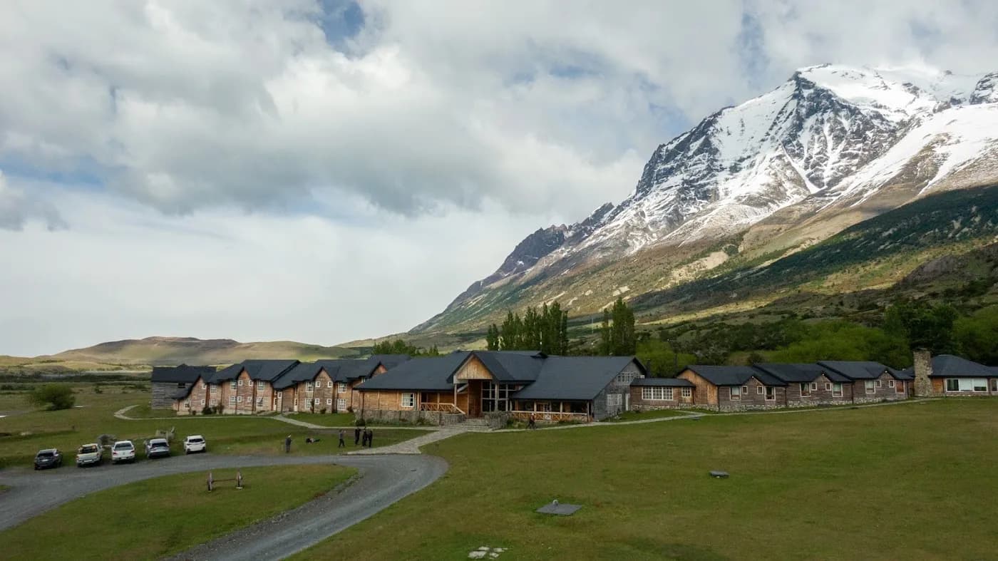 hotel-las-torres-patagonia-chile — hero