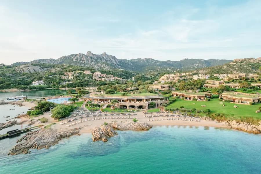 hotel-pitrizza-sardegna — pool