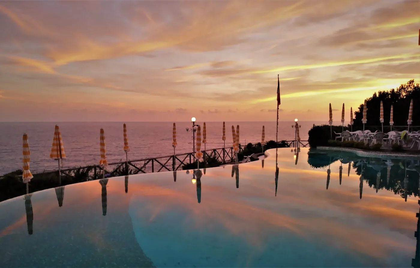 hotel-porto-roca-cinque-terre — hero